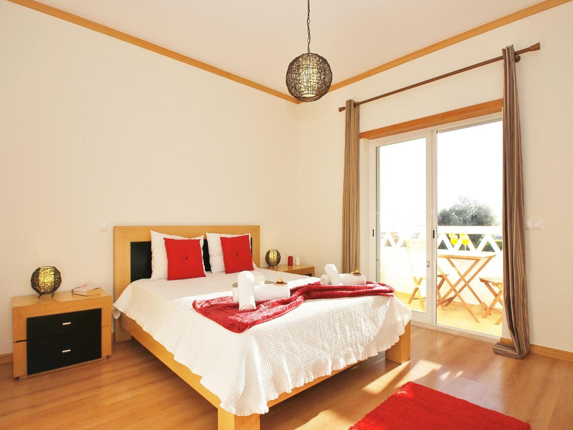 Townhouse With Swimming Pool * Albufeira