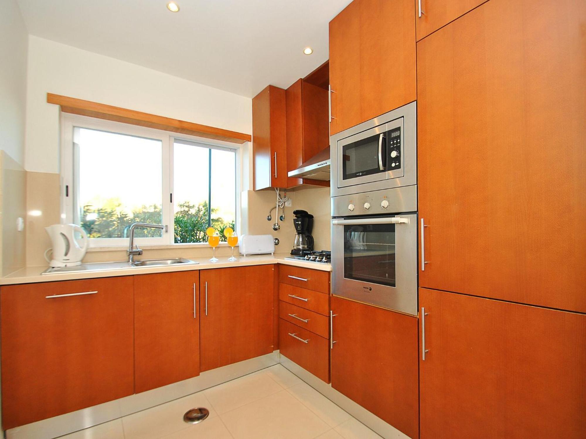Townhouse With Swimming Pool Albufeira